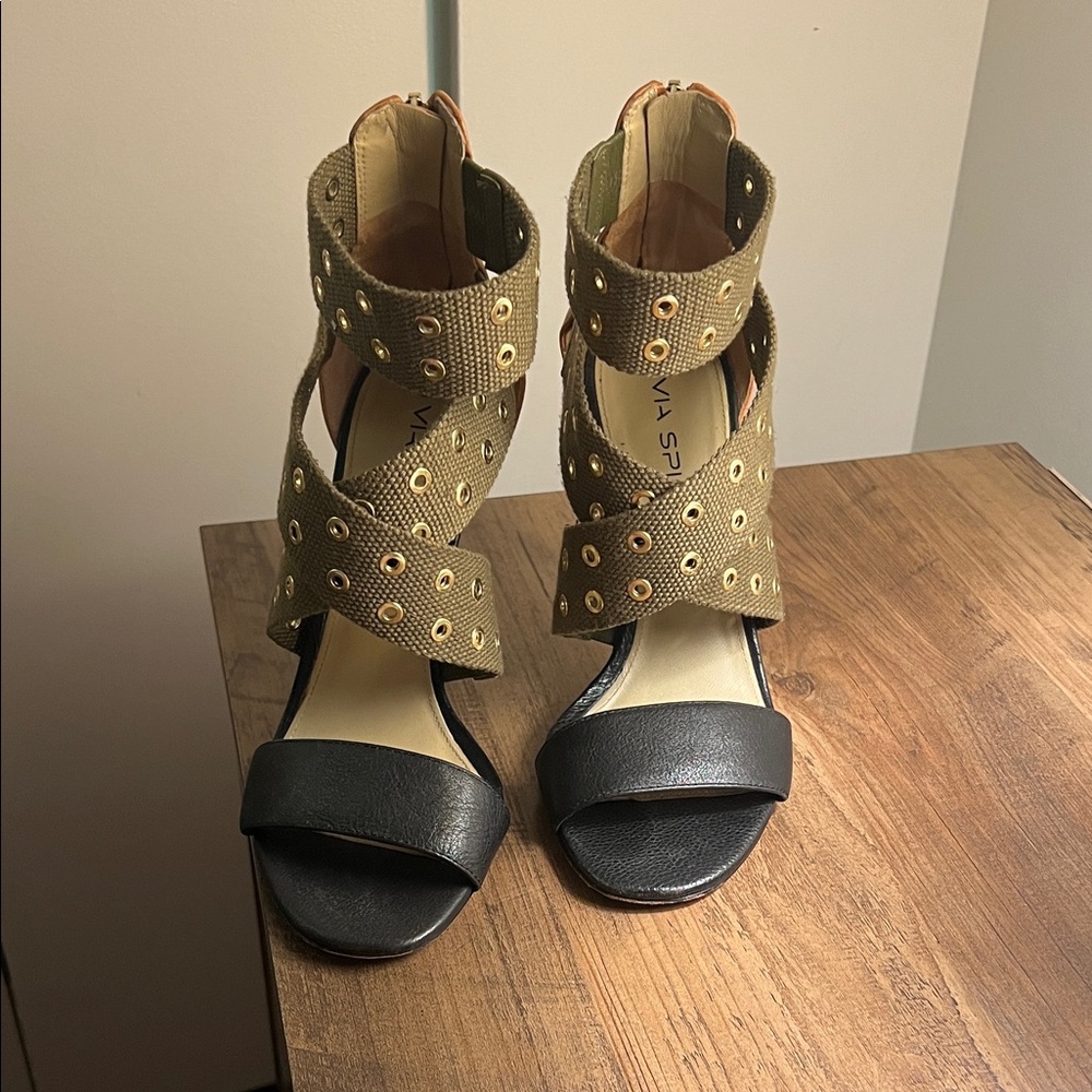 Via Spiga Black and Olive Heeled Sandals